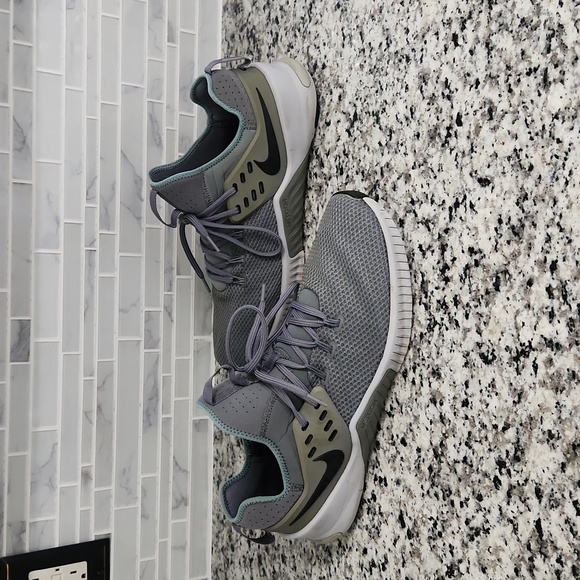 nike metcon 5 wolf grey